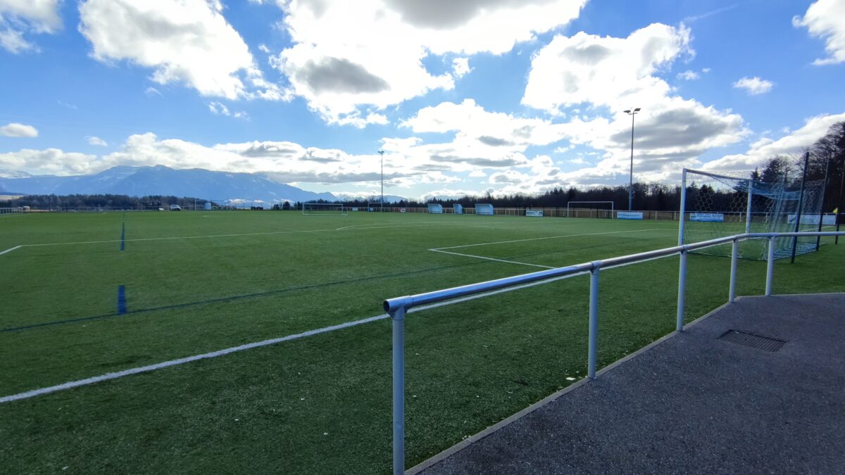 Stade de foot Evires - Fillière